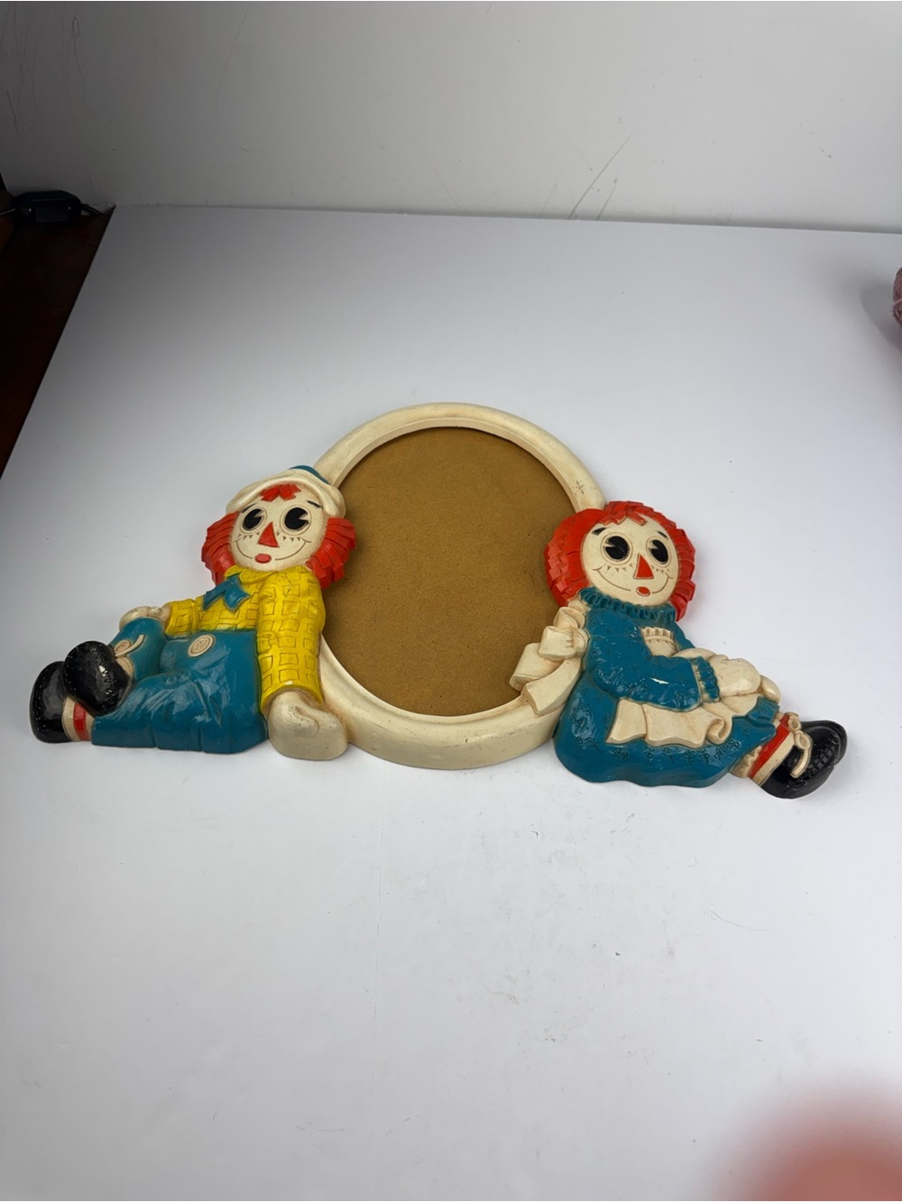 VTG Raggedy Ann and Andy Syroco Molded Plastic Picture Frame NO GLASS